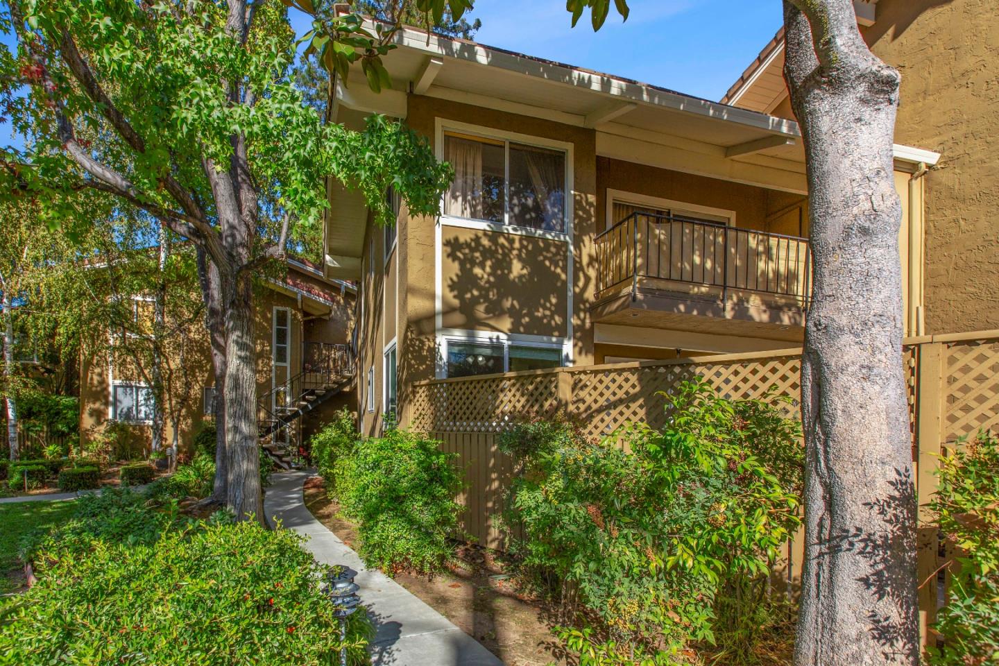 Detail Gallery Image 17 of 27 For 420 Alberto Way #4,  Los Gatos,  CA 95032 - 1 Beds | 1 Baths