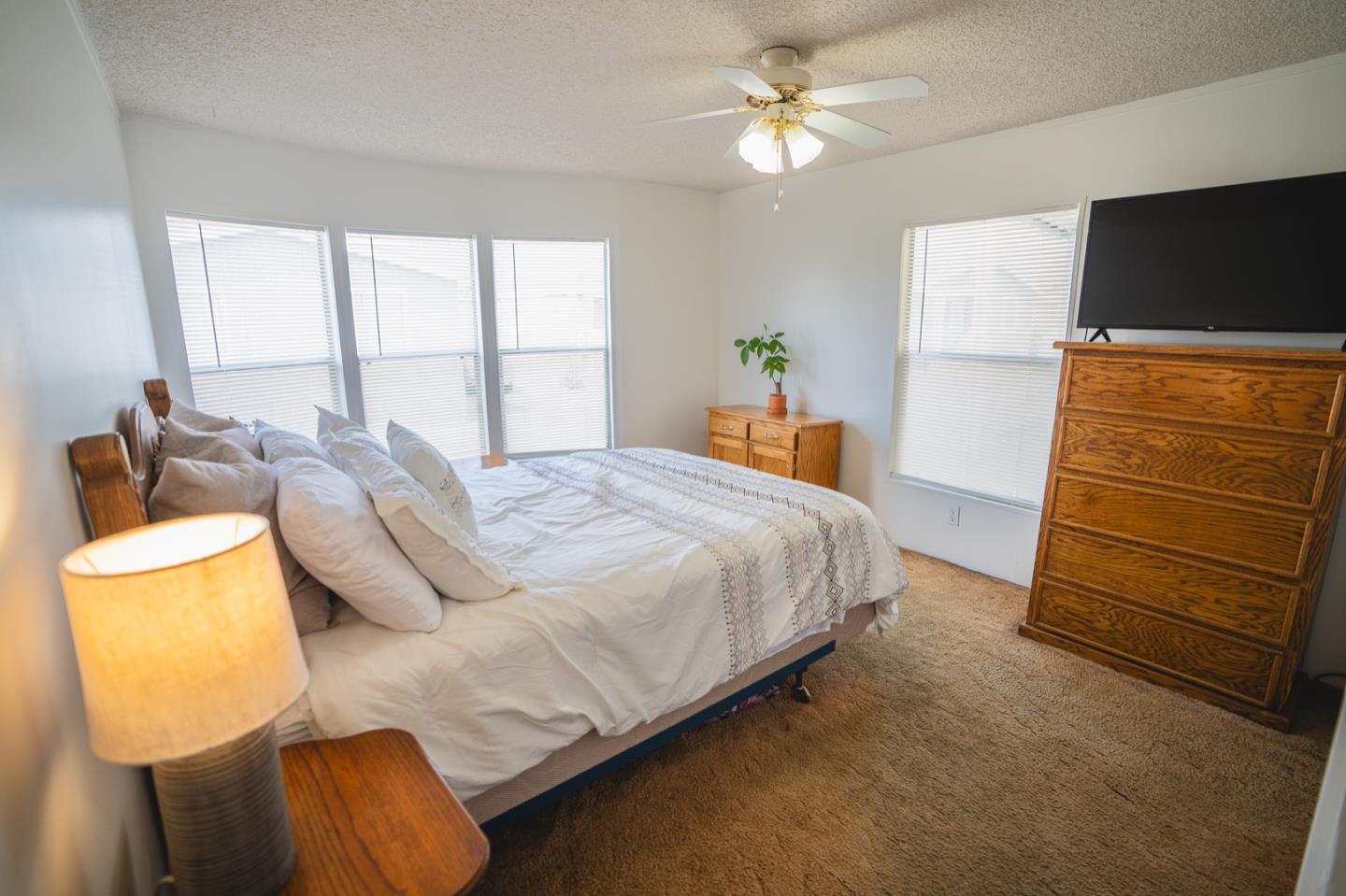 Detail Gallery Image 14 of 18 For 20 Russell Rd #81,  Salinas,  CA 93906 - 3 Beds | 2 Baths