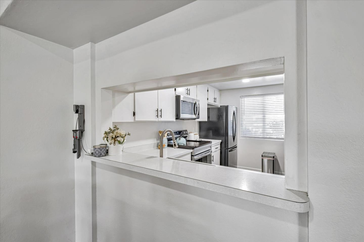 25055 Oakridge Ct, Hayward, CA 94541 photo 11