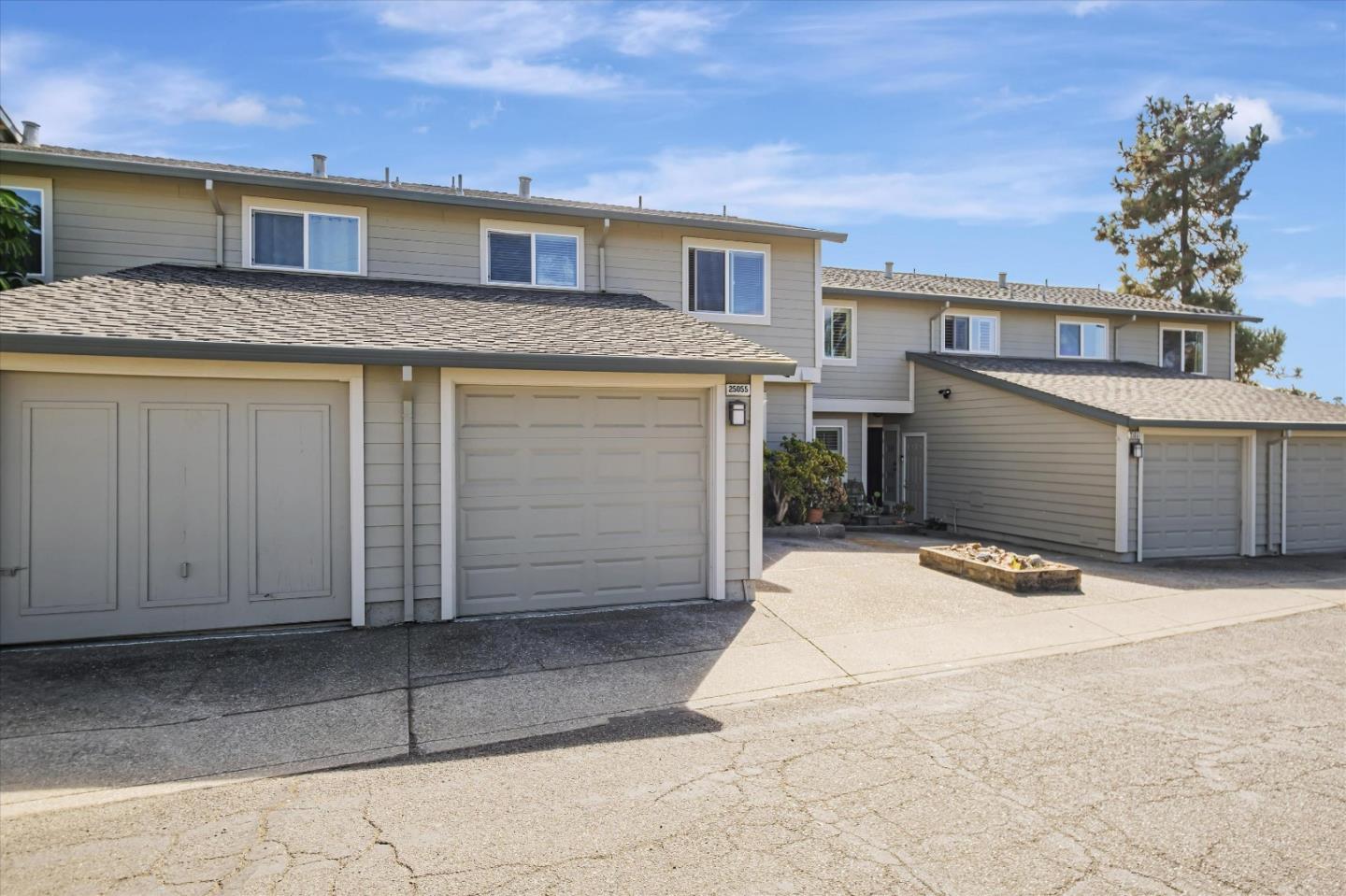 25055 Oakridge Ct, Hayward, CA 94541 photo 3