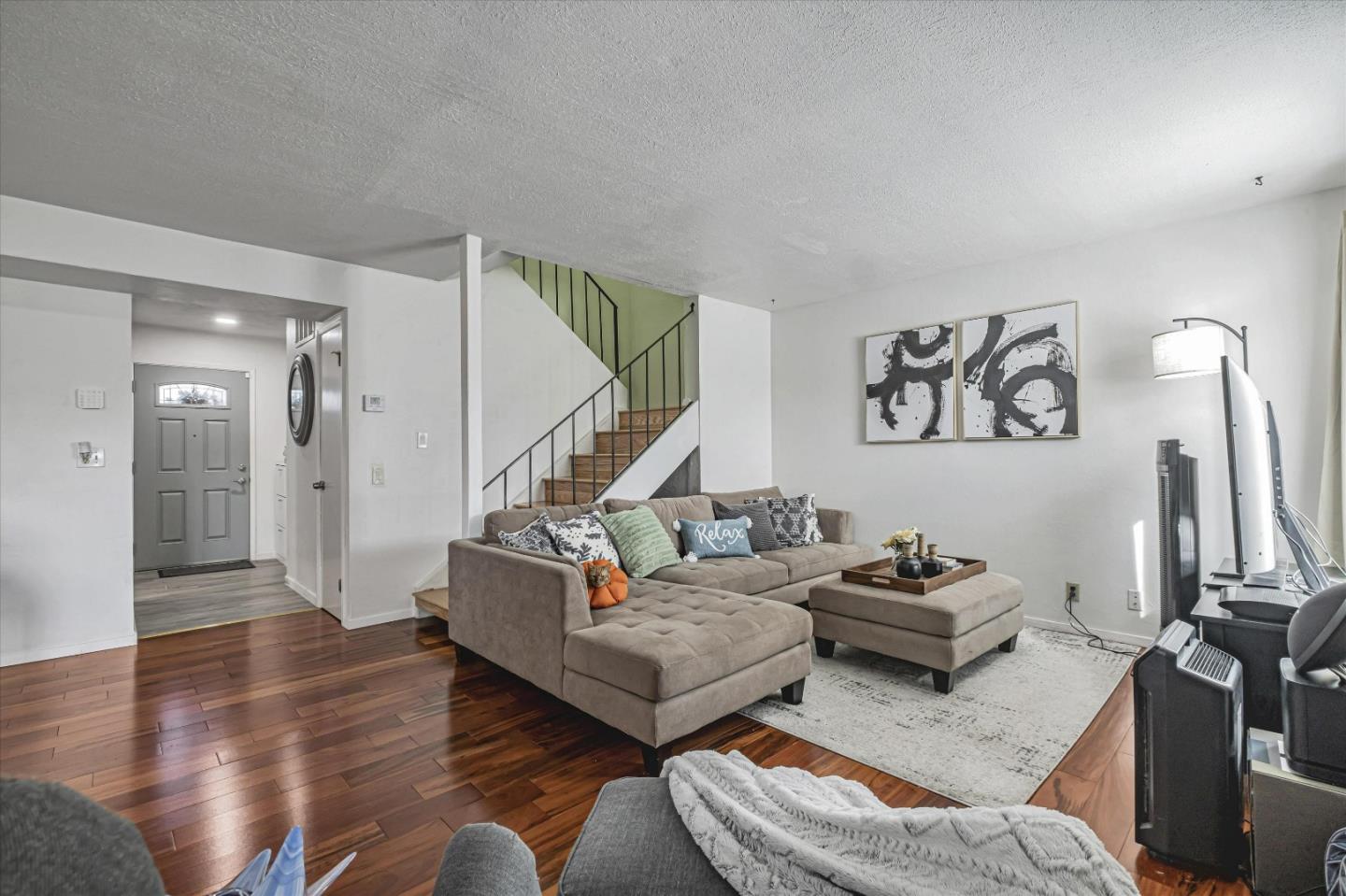 25055 Oakridge Ct, Hayward, CA 94541 photo 6