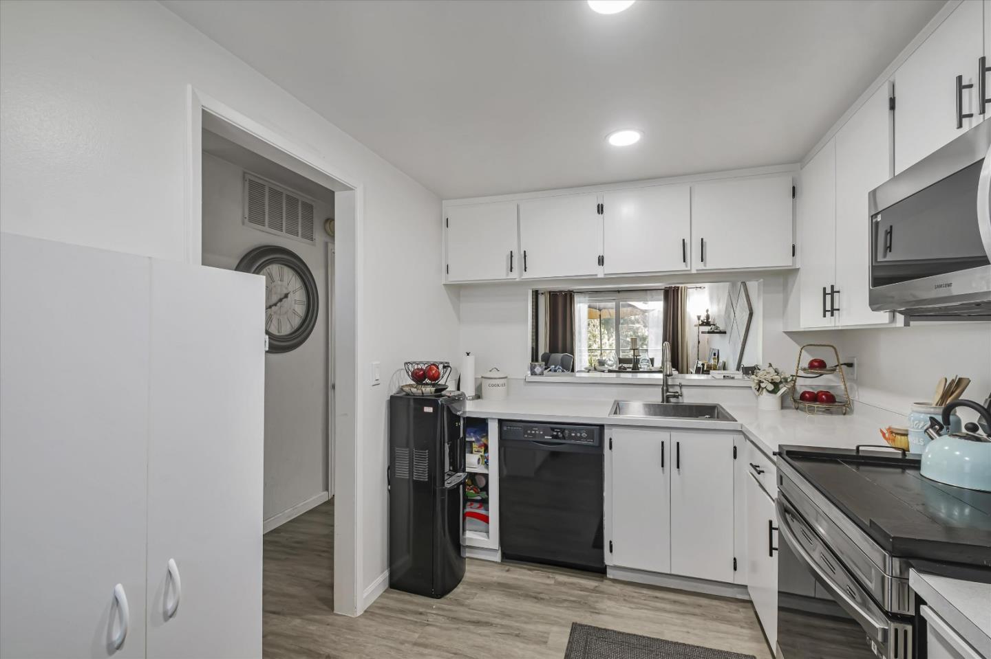 25055 Oakridge Ct, Hayward, CA 94541 photo 8