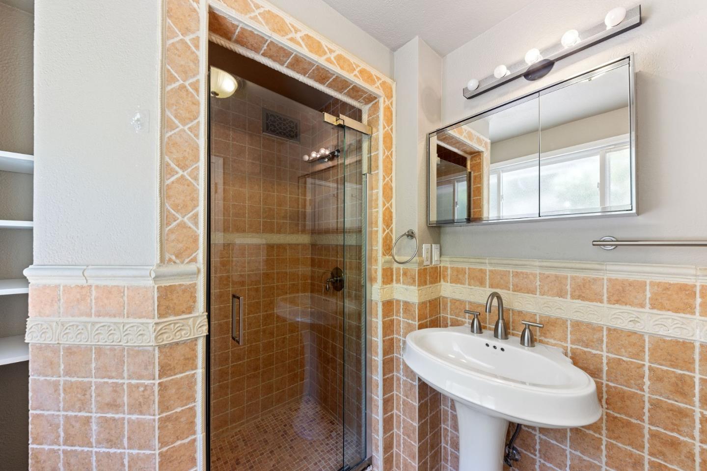 Detail Gallery Image 15 of 47 For 2920 Sunset Ter, San Mateo,  CA 94403 - 3 Beds | 2 Baths