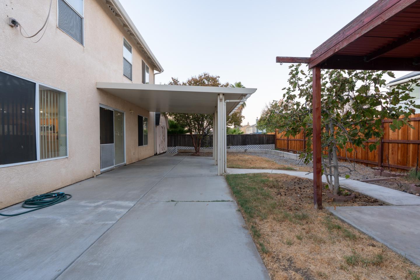 Detail Gallery Image 32 of 46 For 702 Harlequin Ct, Los Banos,  CA 93635 - 4 Beds | 2/1 Baths