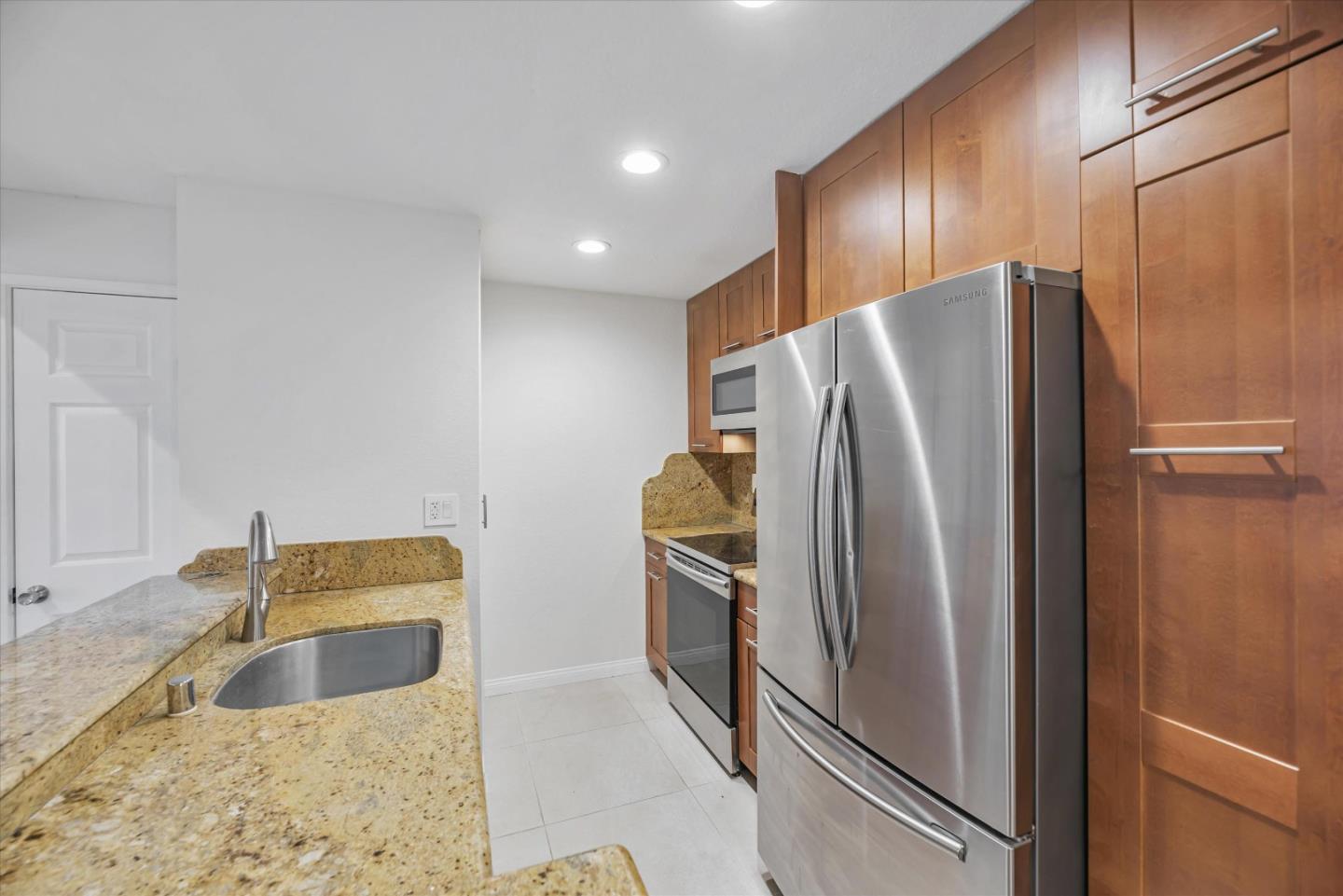 Detail Gallery Image 5 of 14 For 9150 Gramercy Dr #287,  San Diego,  CA 92123 - 2 Beds | 2 Baths