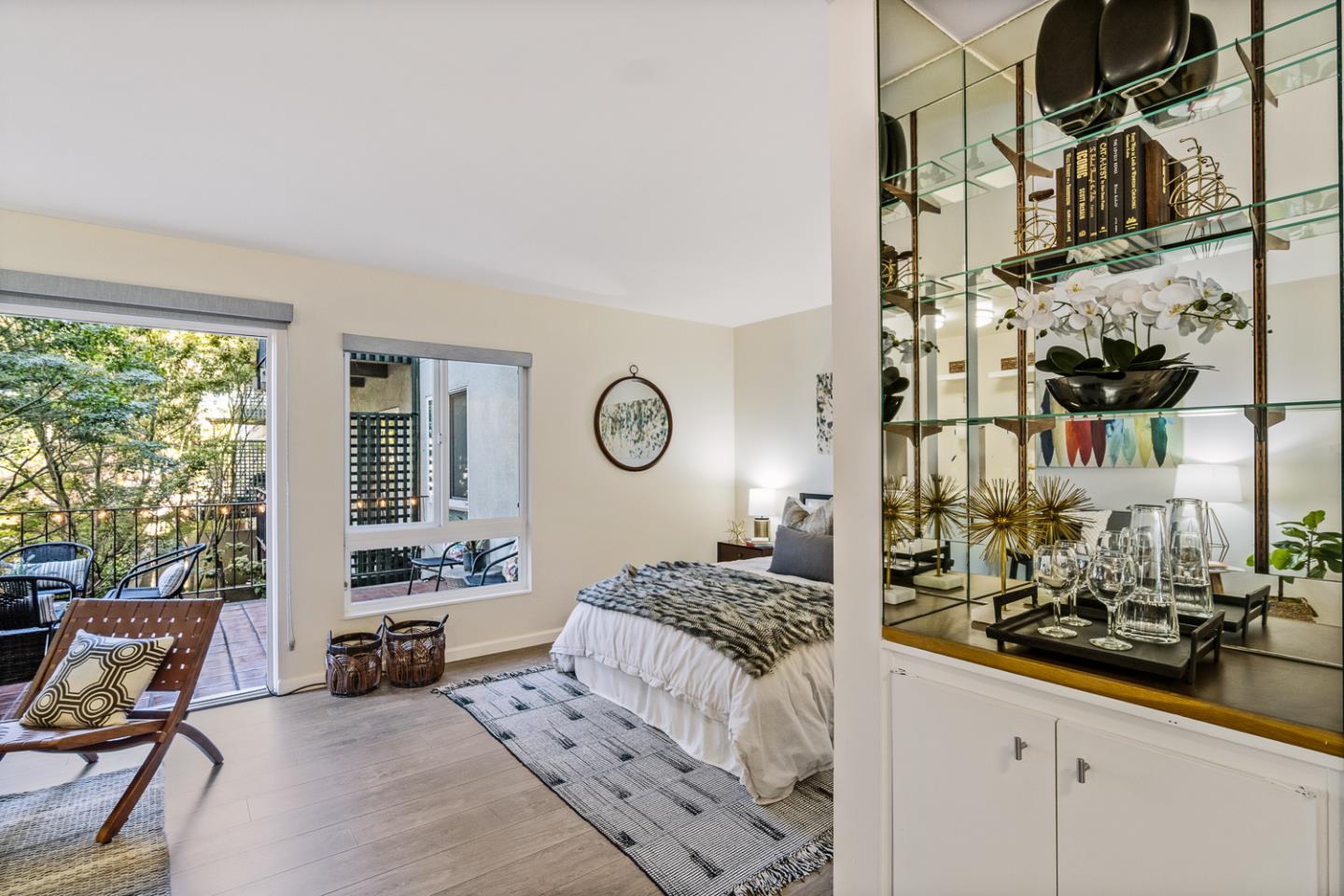 Detail Gallery Image 5 of 21 For 902 Peninsula Ave #201,  San Mateo,  CA 94401 - 0 Beds | 1 Baths