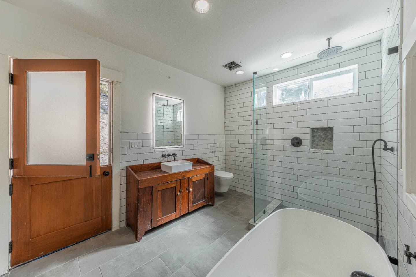 735 Echo Valley Rd a, Salinas, CA 93907 2 Beds 2 Baths (Active