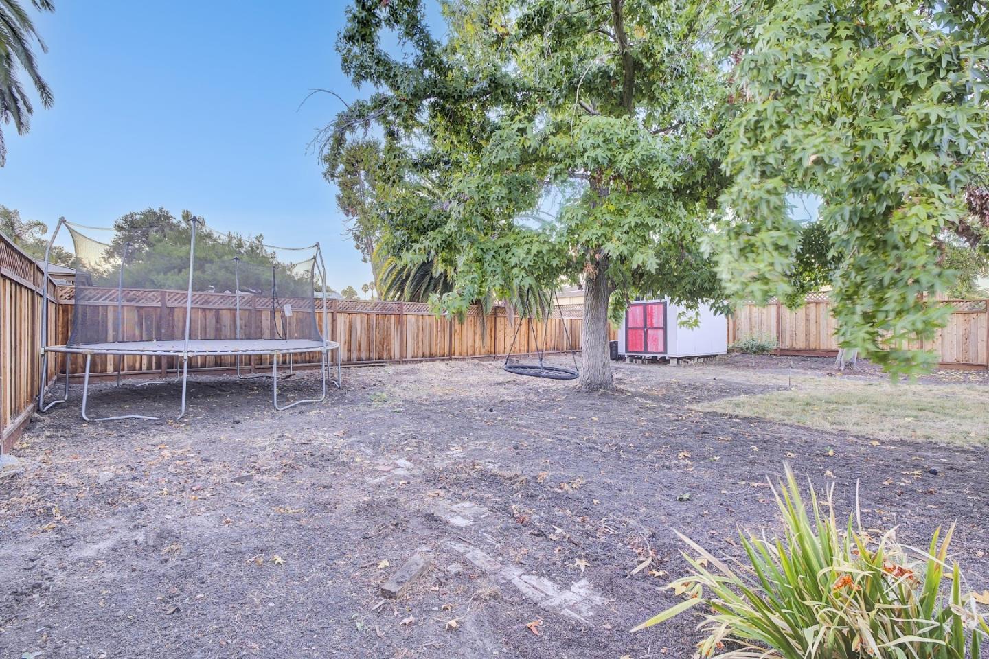 Detail Gallery Image 46 of 55 For 2157 Cooley Ave, East Palo Alto,  CA 94303 - 4 Beds | 3 Baths