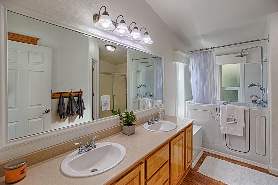 Detail Gallery Image 10 of 26 For 444 Whispering Pines Dr #93,  Scotts Valley,  CA 95066 - 3 Beds | 2 Baths