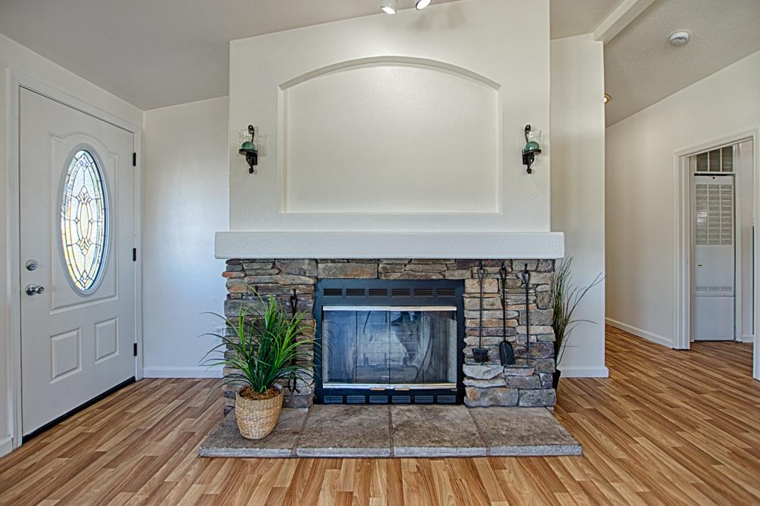 Detail Gallery Image 9 of 26 For 444 Whispering Pines Dr #93,  Scotts Valley,  CA 95066 - 3 Beds | 2 Baths