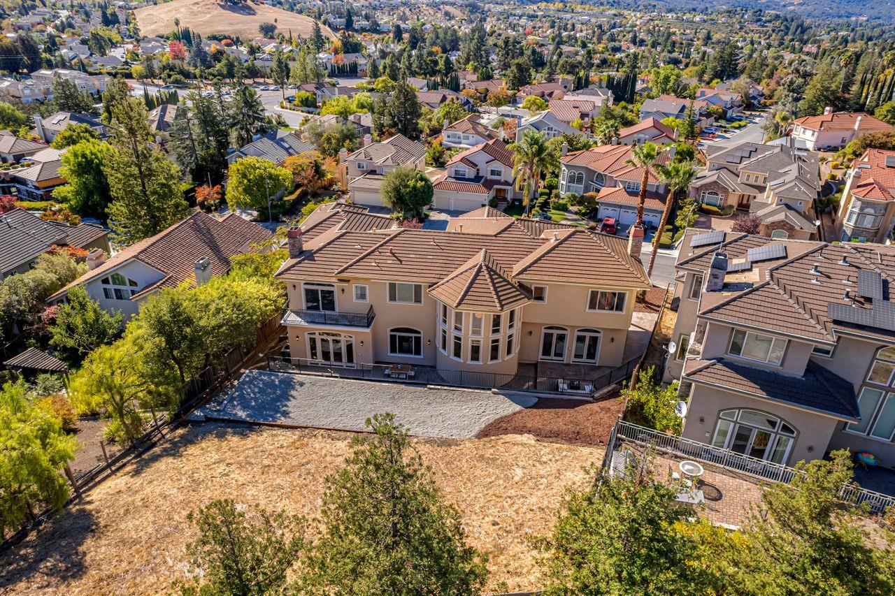 Detail Gallery Image 40 of 61 For 7076 Kindra Hill Dr, San Jose,  CA 95120 - 4 Beds | 4/1 Baths