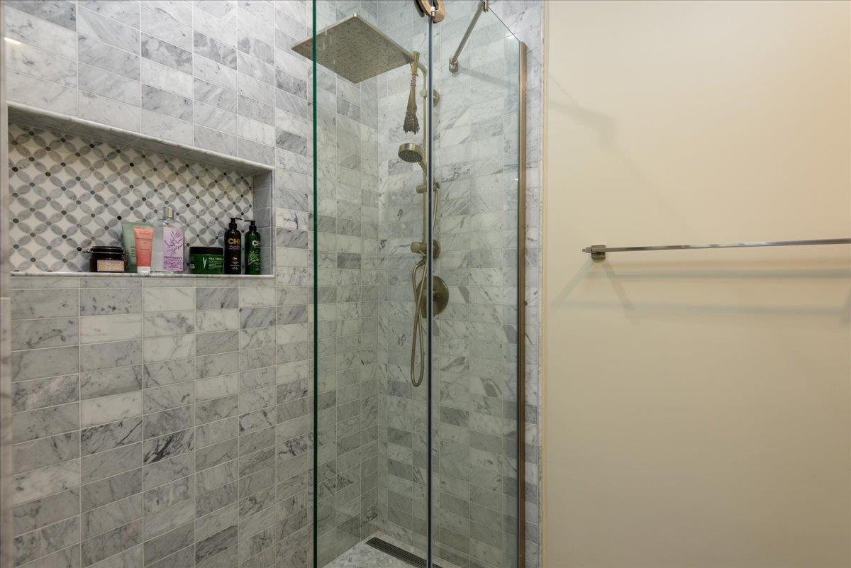 Detail Gallery Image 14 of 23 For 2402 Hastings Shore Ln, Redwood City,  CA 94065 - 2 Beds | 2 Baths