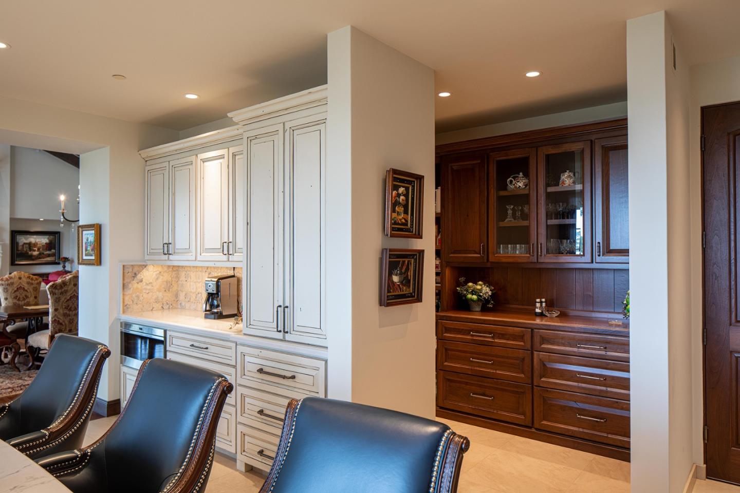 Detail Gallery Image 16 of 42 For 1540 Viscaino Rd, Pebble Beach,  CA 93953 - 3 Beds | 3/1 Baths