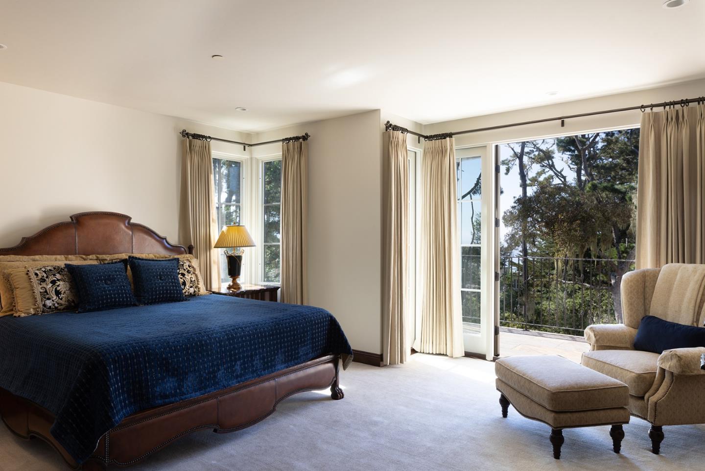 Detail Gallery Image 34 of 42 For 1540 Viscaino Rd, Pebble Beach,  CA 93953 - 3 Beds | 3/1 Baths