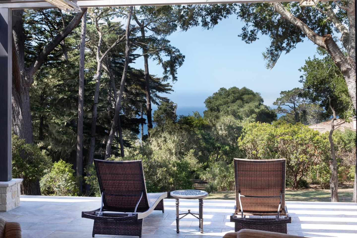 Detail Gallery Image 7 of 42 For 1540 Viscaino Rd, Pebble Beach,  CA 93953 - 3 Beds | 3/1 Baths