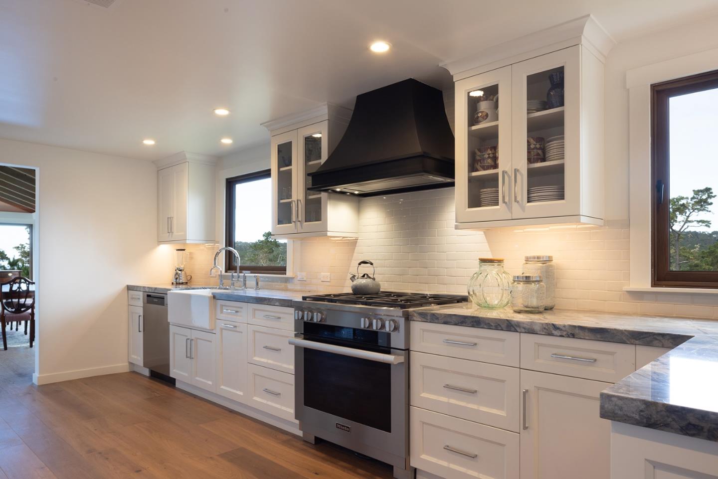 Detail Gallery Image 7 of 21 For 24308 San Juan Rd, Carmel,  CA 93923 - 4 Beds | 3/1 Baths