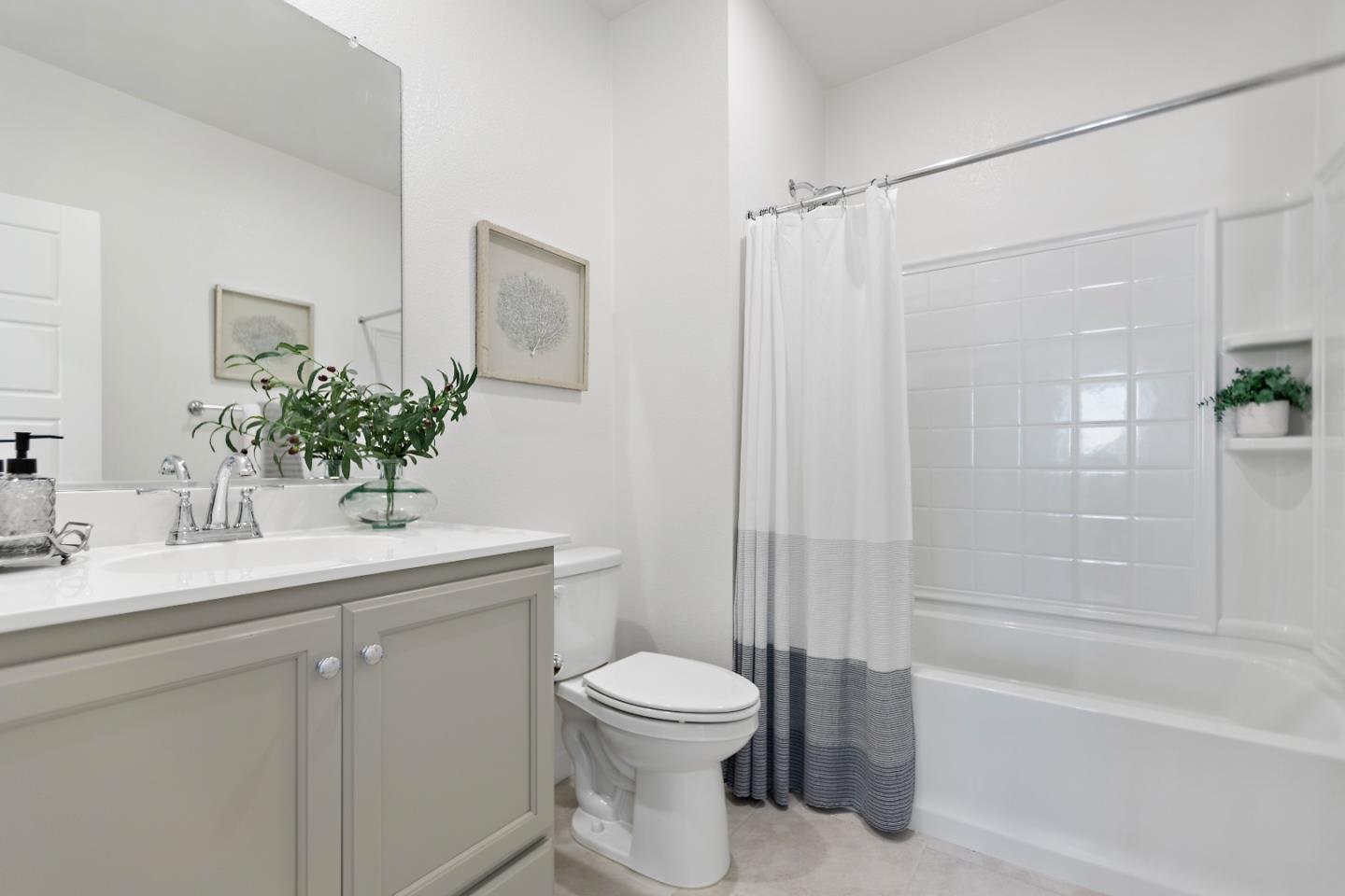 Detail Gallery Image 18 of 30 For 5935 Flash Ct, San Jose,  CA 95119 - 2 Beds | 2 Baths