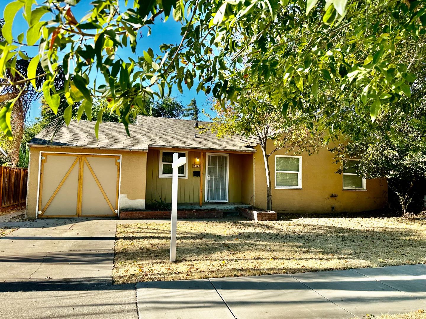 Detail Gallery Image 10 of 12 For 330 E 18th St, Merced,  CA 95340 - 3 Beds | 1 Baths