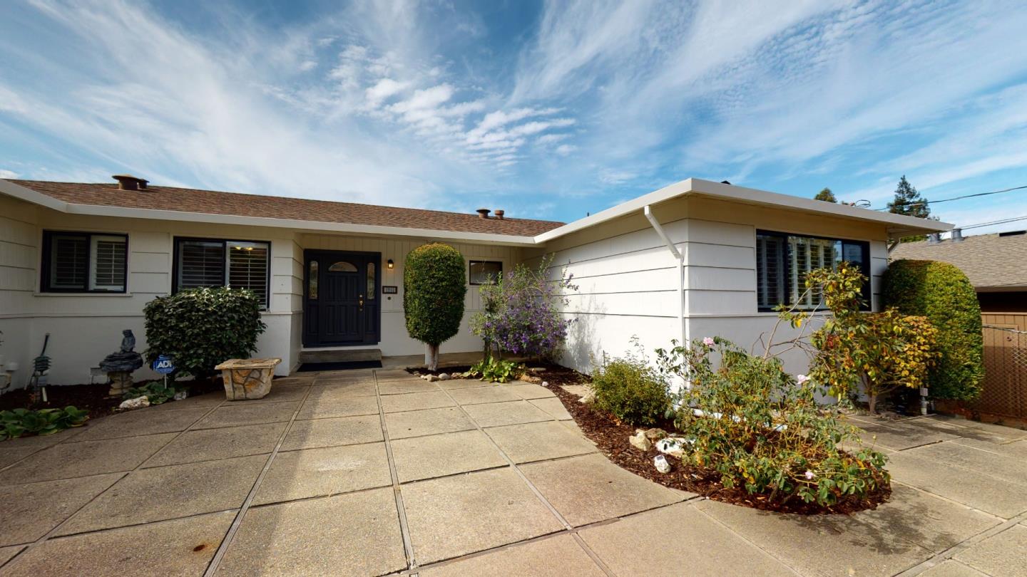 Detail Gallery Image 1 of 46 For 1712 Parrott Dr, San Mateo,  CA 94402 - 3 Beds | 2 Baths