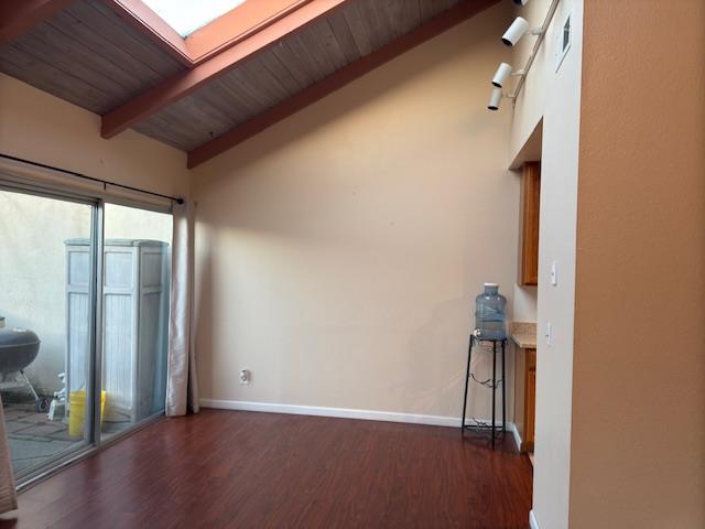 Detail Gallery Image 5 of 16 For 1713 Segovia Cir, Salinas,  CA 93906 - 2 Beds | 1 Baths