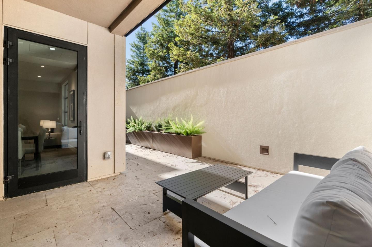 Detail Gallery Image 30 of 37 For 450 1st St #101,  Los Altos,  CA 94022 - 2 Beds | 1/1 Baths