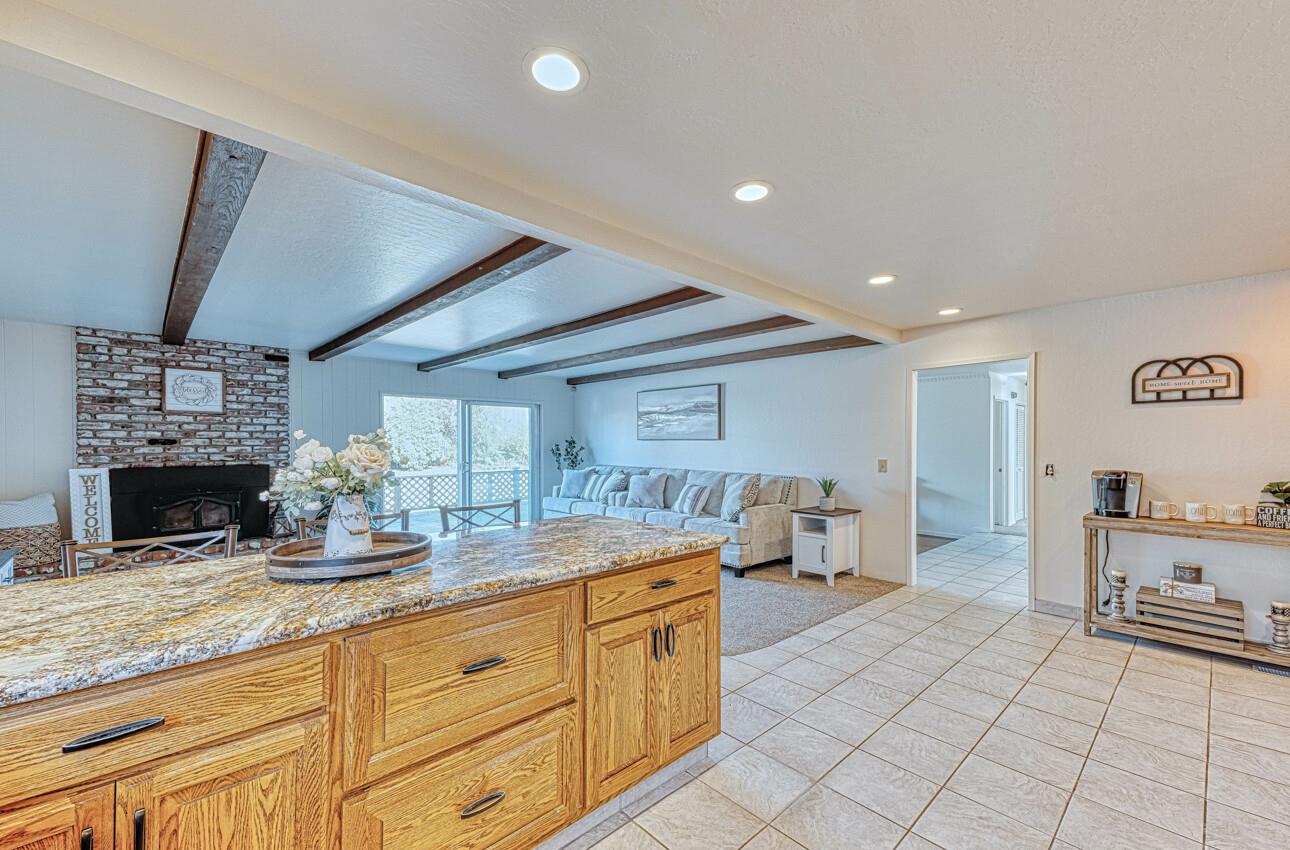 Detail Gallery Image 14 of 32 For 1519 Atherton Way, Salinas,  CA 93906 - 3 Beds | 2 Baths