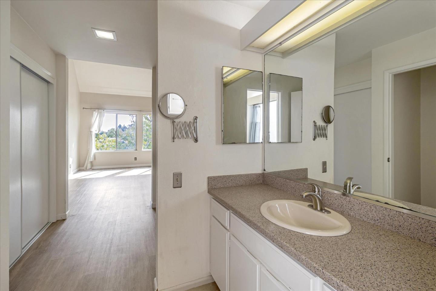 Detail Gallery Image 21 of 35 For 818 Balboa Ln, Foster City,  CA 94404 - 2 Beds | 2/1 Baths