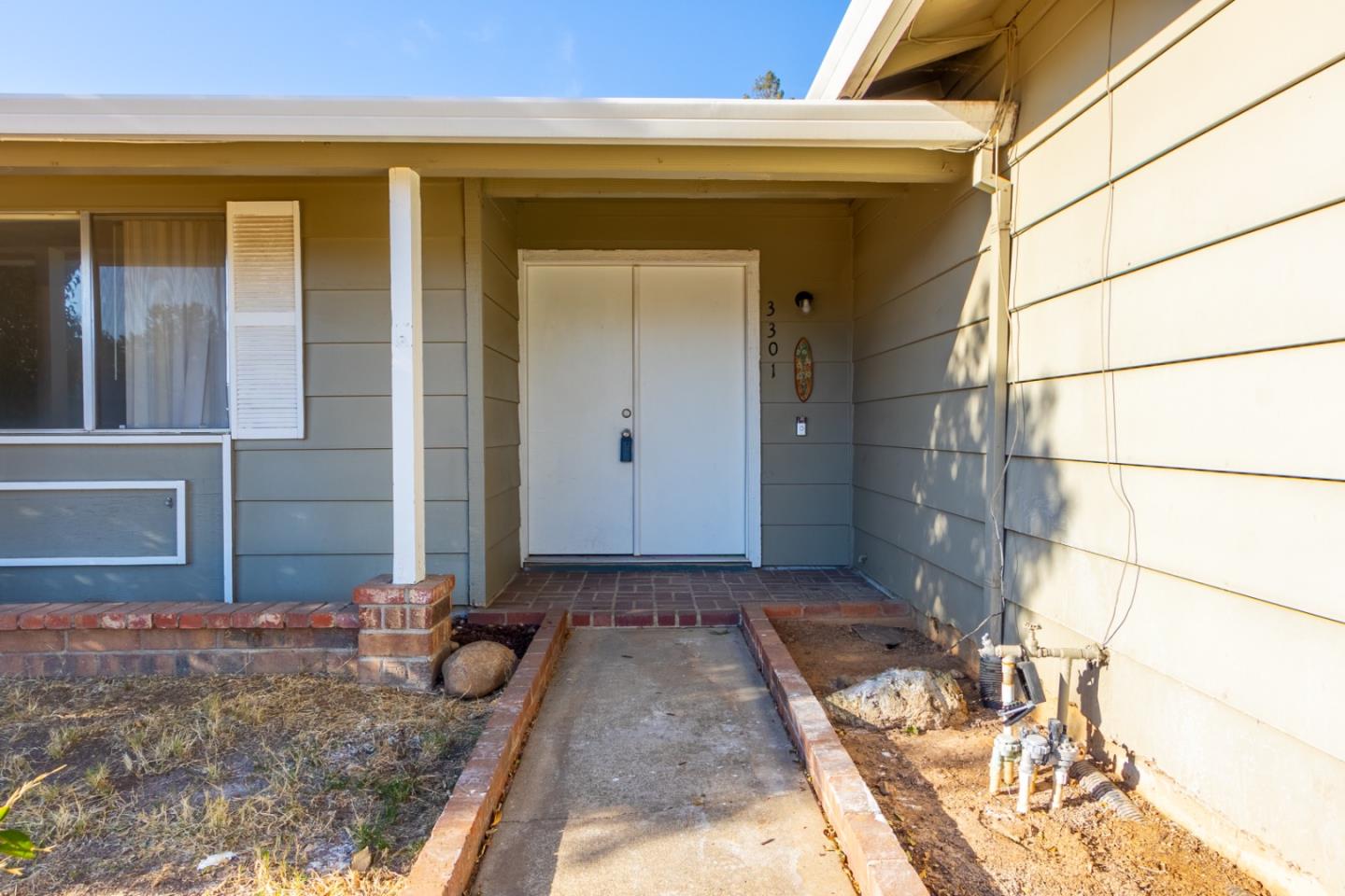 Detail Gallery Image 9 of 34 For 3301 Folklore Way, Sacramento,  CA 95827 - 4 Beds | 2 Baths