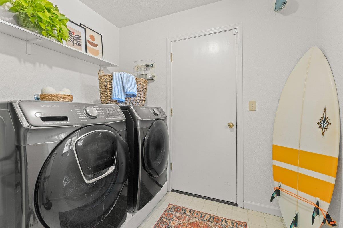 Detail Gallery Image 7 of 26 For 912 3rd St, Santa Cruz,  CA 95060 - 3 Beds | 2 Baths