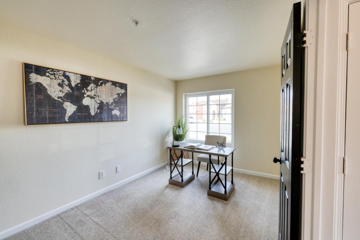 Detail Gallery Image 17 of 23 For 831 Mescal Ct, Salinas,  CA 93905 - 4 Beds | 2/1 Baths