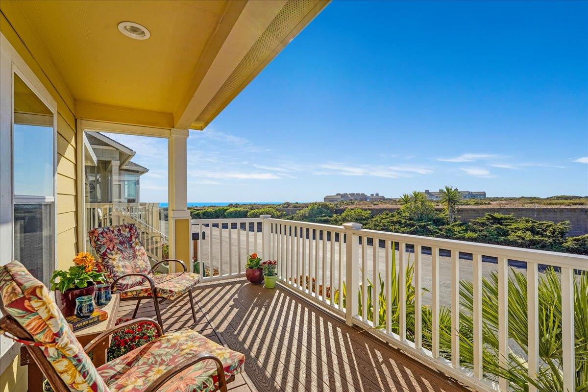 Detail Gallery Image 2 of 73 For 2395 Delaware Ave #28,  Santa Cruz,  CA 95060 - 2 Beds | 2 Baths