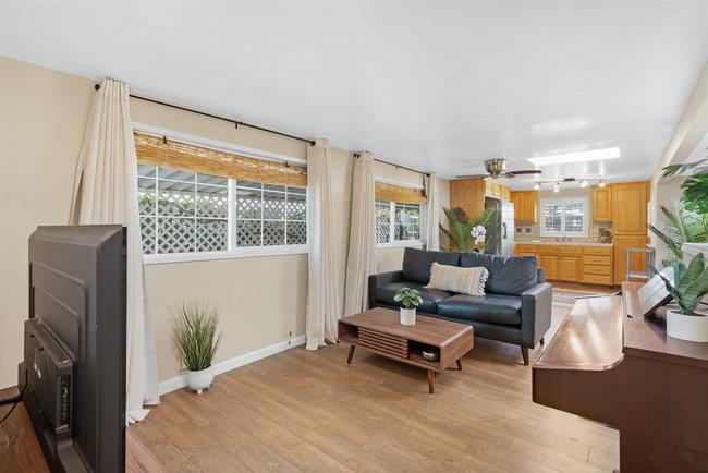 Detail Gallery Image 9 of 38 For 2355 Brommer St #7,  Santa Cruz,  CA 95062 - 1 Beds | 1 Baths