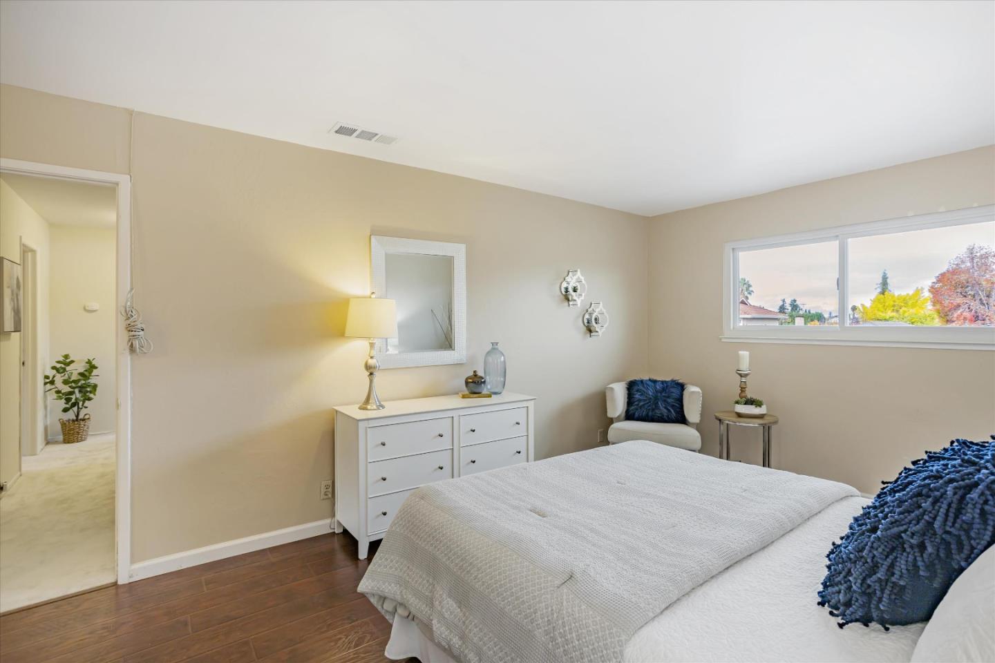 Detail Gallery Image 26 of 56 For 168 Woodland Way, Milpitas,  CA 95035 - 5 Beds | 2/1 Baths