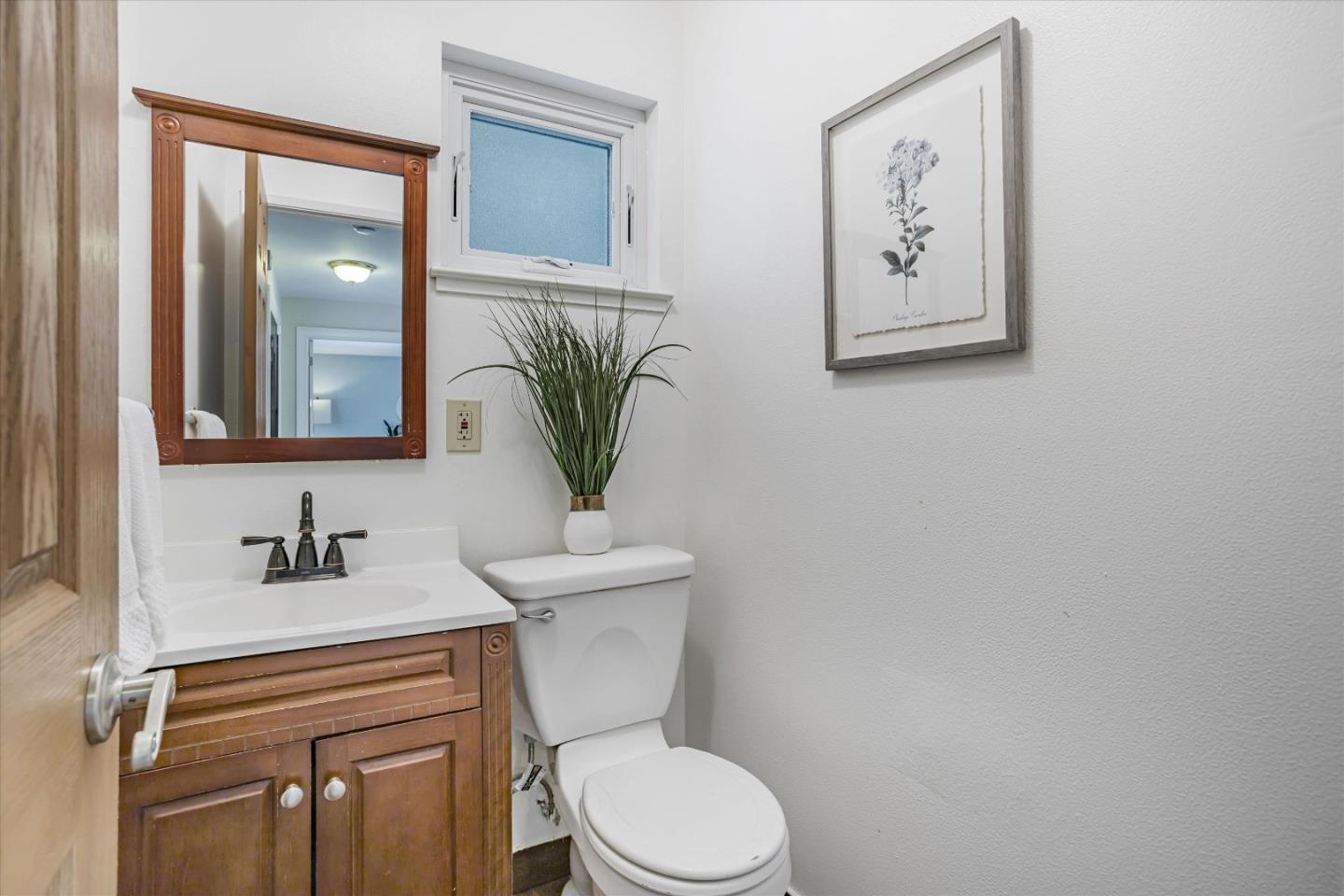 Detail Gallery Image 36 of 56 For 168 Woodland Way, Milpitas,  CA 95035 - 5 Beds | 2/1 Baths