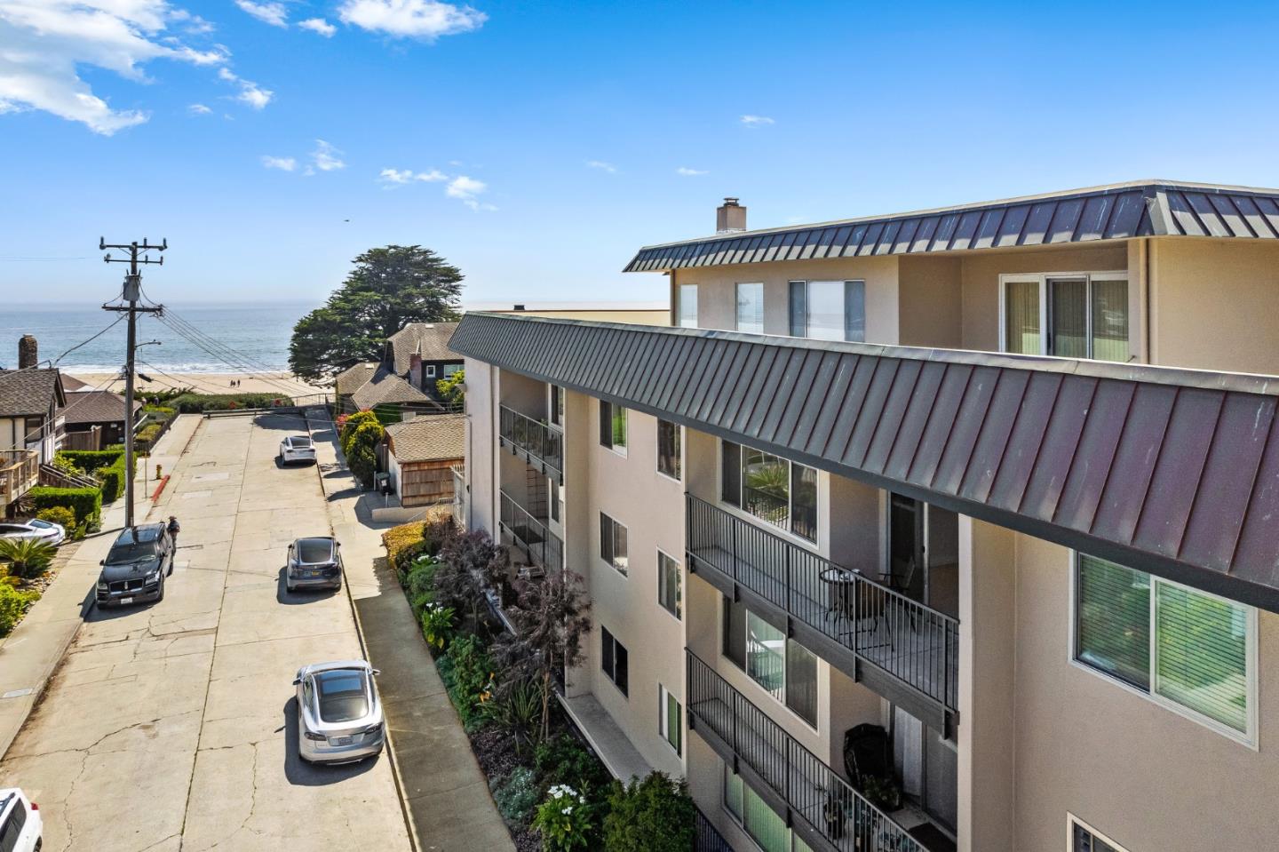 Detail Gallery Image 7 of 16 For 220 Atlantic Ave #310,  Santa Cruz,  CA 95062 - 1 Beds | 1 Baths