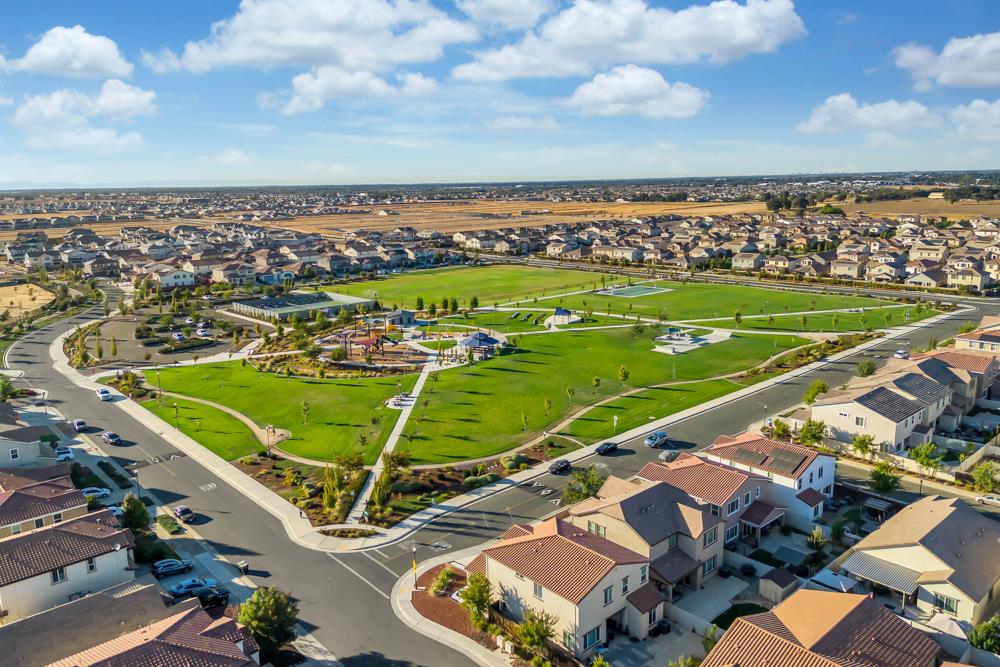 Detail Gallery Image 52 of 58 For 10492 Oboe Way, Elk Grove,  CA 95757 - 3 Beds | 2/1 Baths