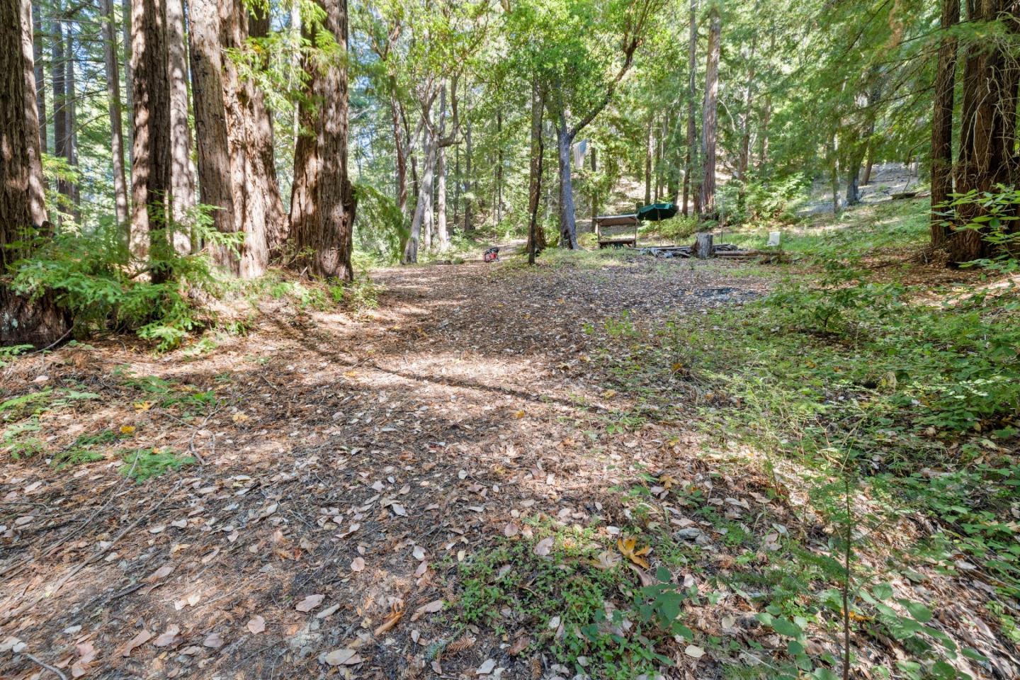 Detail Gallery Image 1 of 33 For 19900 Kings Creek Rd, Boulder Creek,  CA 95006 - – Beds | – Baths