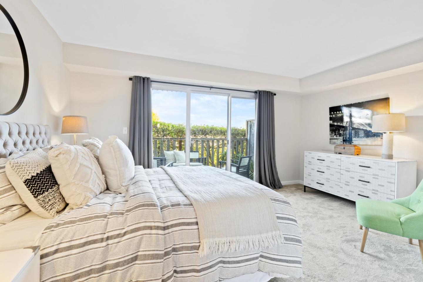 Detail Gallery Image 16 of 23 For 4050 Farm Hill Blvd #5,  Redwood City,  CA 94061 - 2 Beds | 2/1 Baths