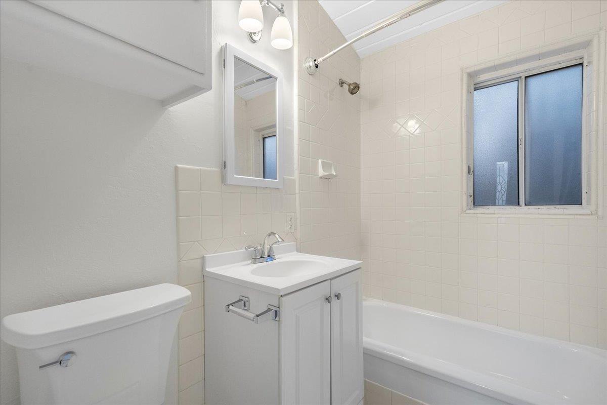 Detail Gallery Image 15 of 44 For 1052-1072 College Ave, Palo Alto,  CA 94306 - – Beds | – Baths