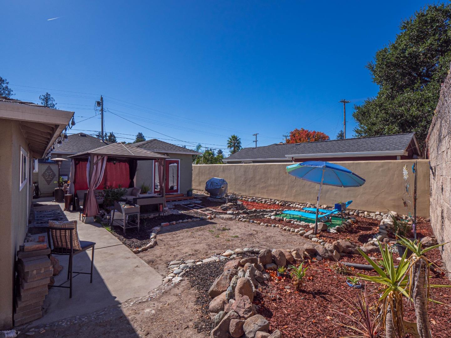 Detail Gallery Image 31 of 31 For 117 Fairmount Ave, Santa Cruz,  CA 95062 - 3 Beds | 2 Baths