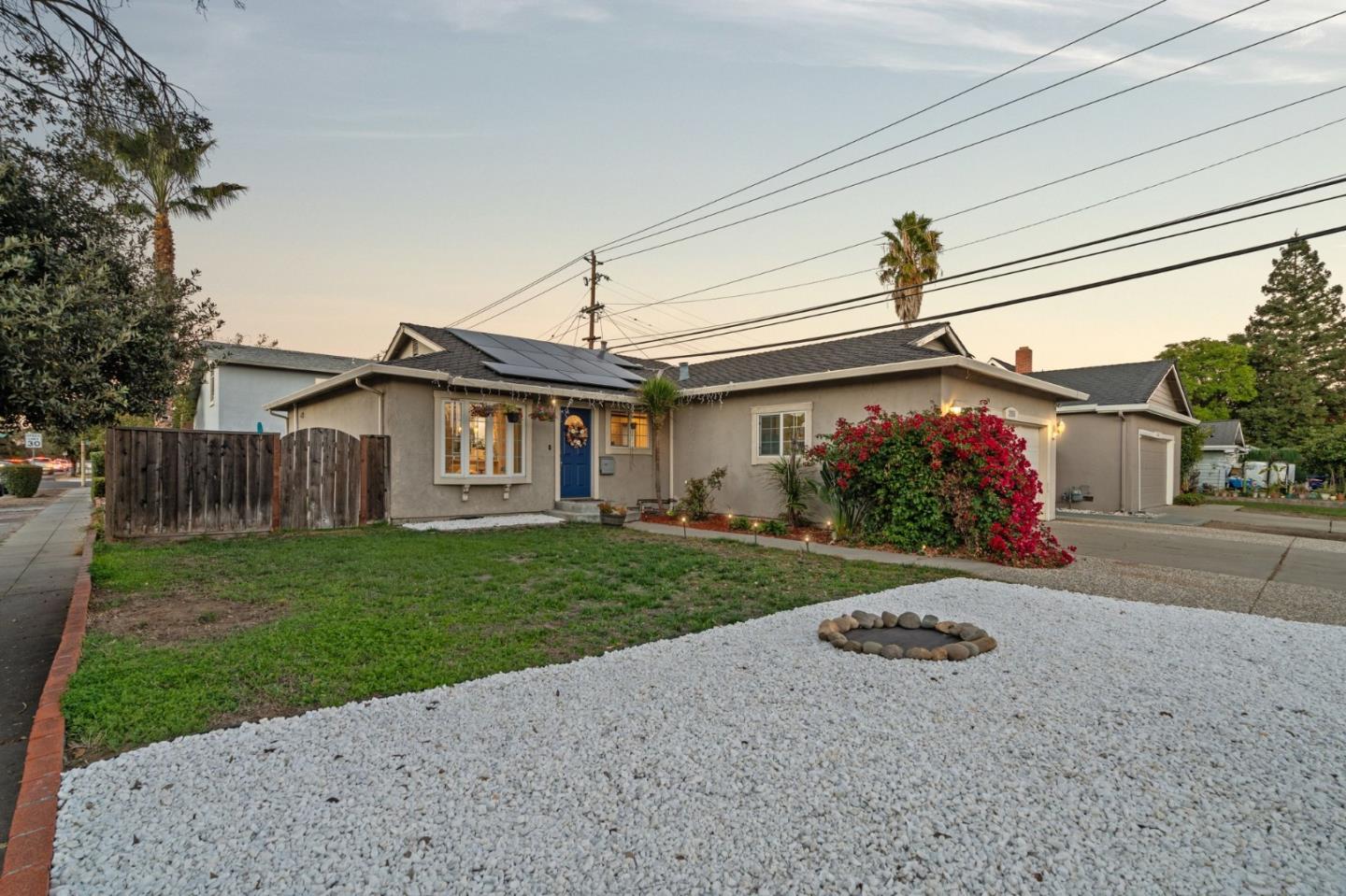 Detail Gallery Image 5 of 57 For 265 Beegum Way, San Jose,  CA 95123 - 3 Beds | 2 Baths