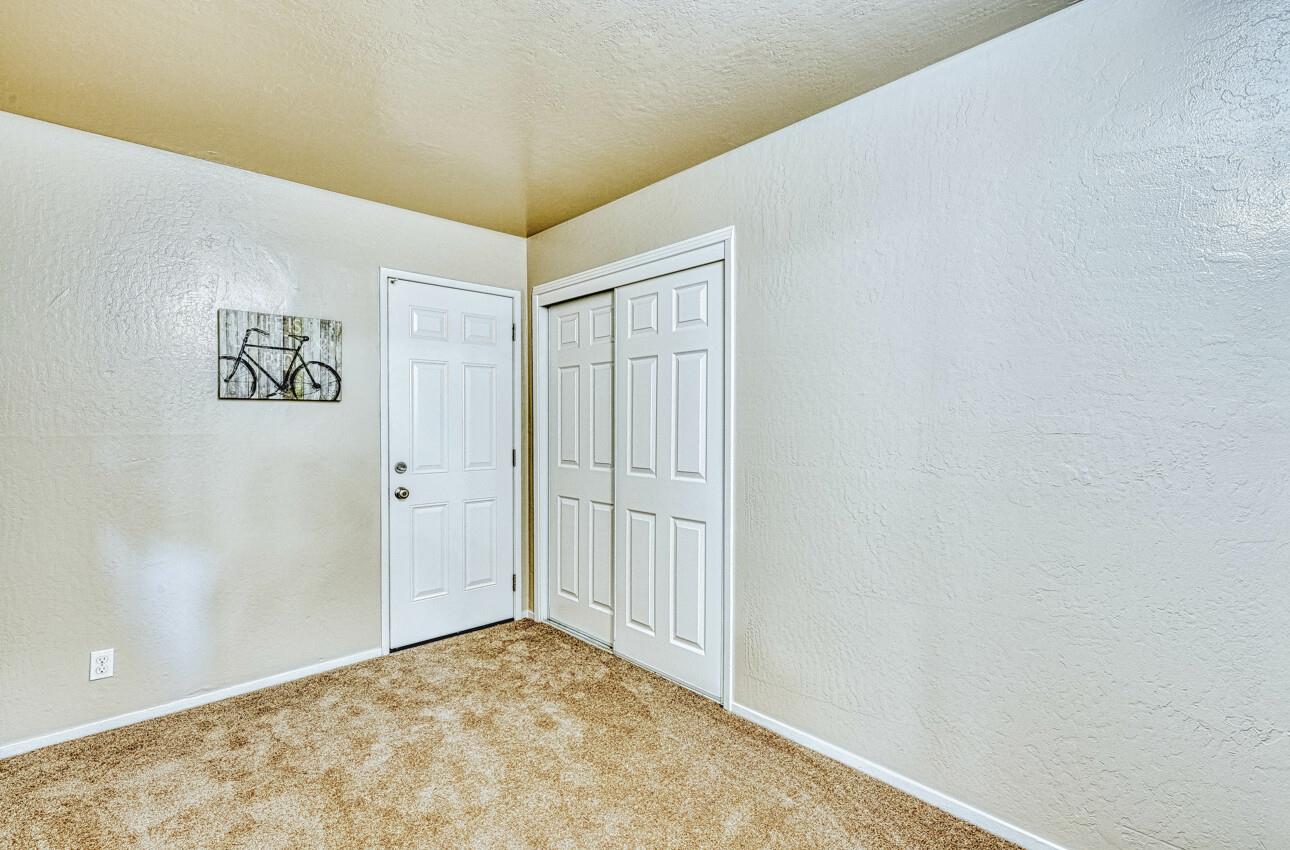 Detail Gallery Image 22 of 56 For 7695 Pine Tree Way, Salinas,  CA 93907 - 6 Beds | 2 Baths