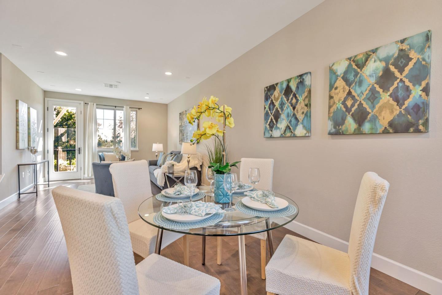 Detail Gallery Image 13 of 58 For 897 Tranquility Cir #12,  Livermore,  CA 94551 - 2 Beds | 2/1 Baths