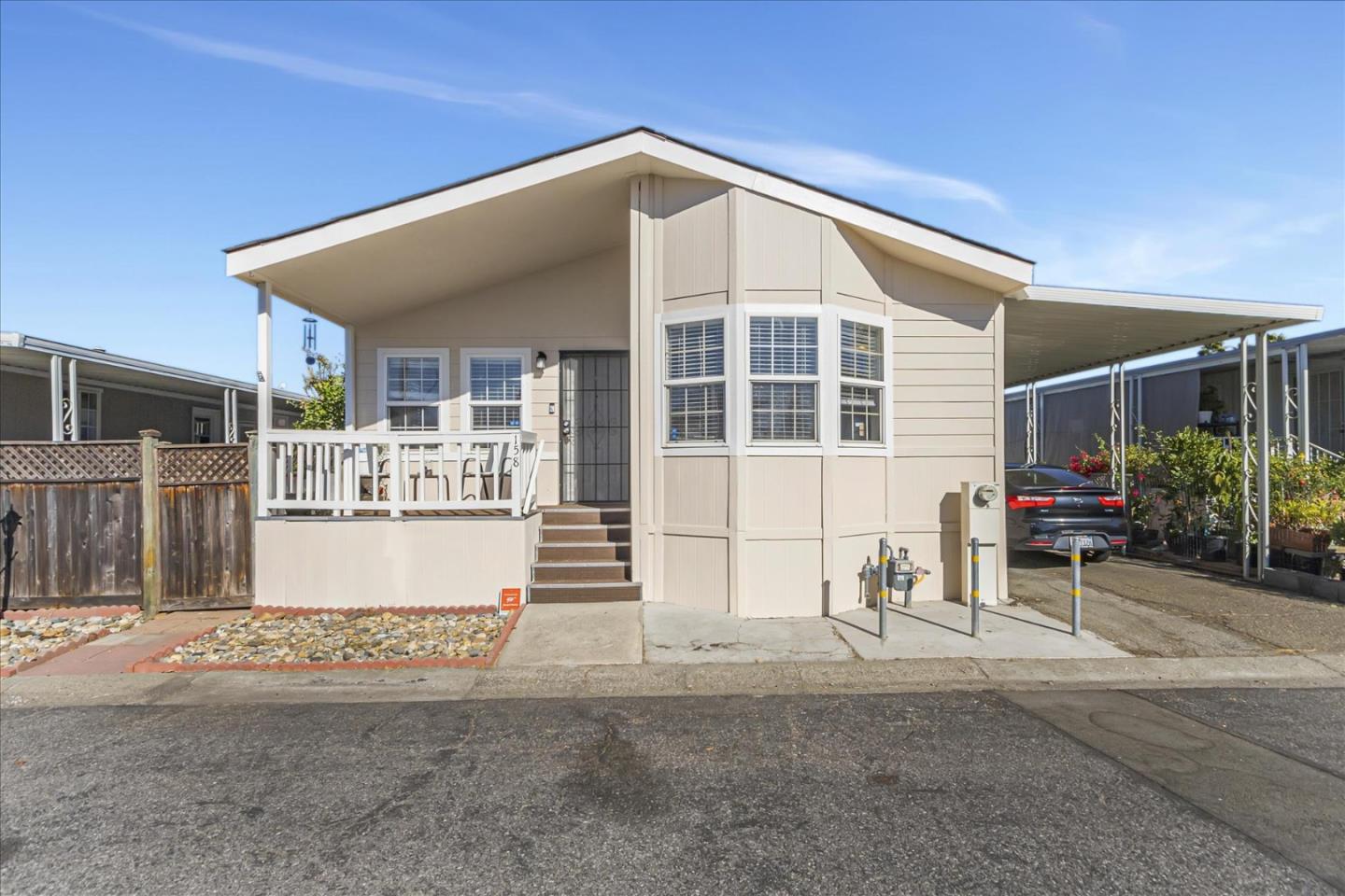 Detail Gallery Image 1 of 25 For 120 Dixon Landing #158,  Milpitas,  CA 95035 - 4 Beds | 2 Baths