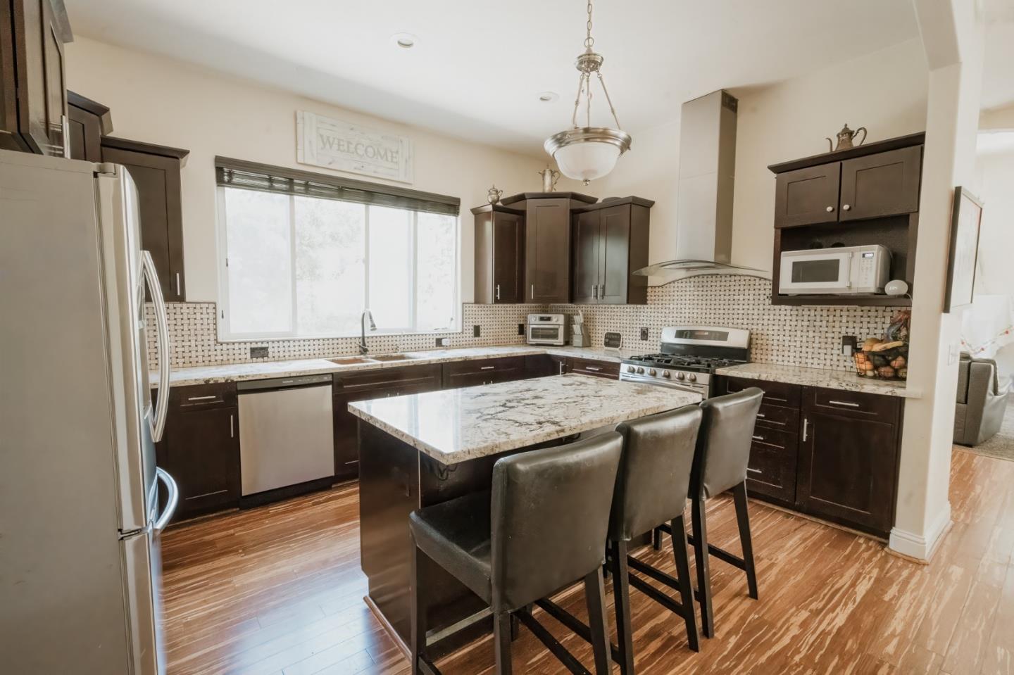 Detail Gallery Image 2 of 38 For 19 a El Cuenco, Carmel Valley,  CA 93924 - 3 Beds | 2/1 Baths