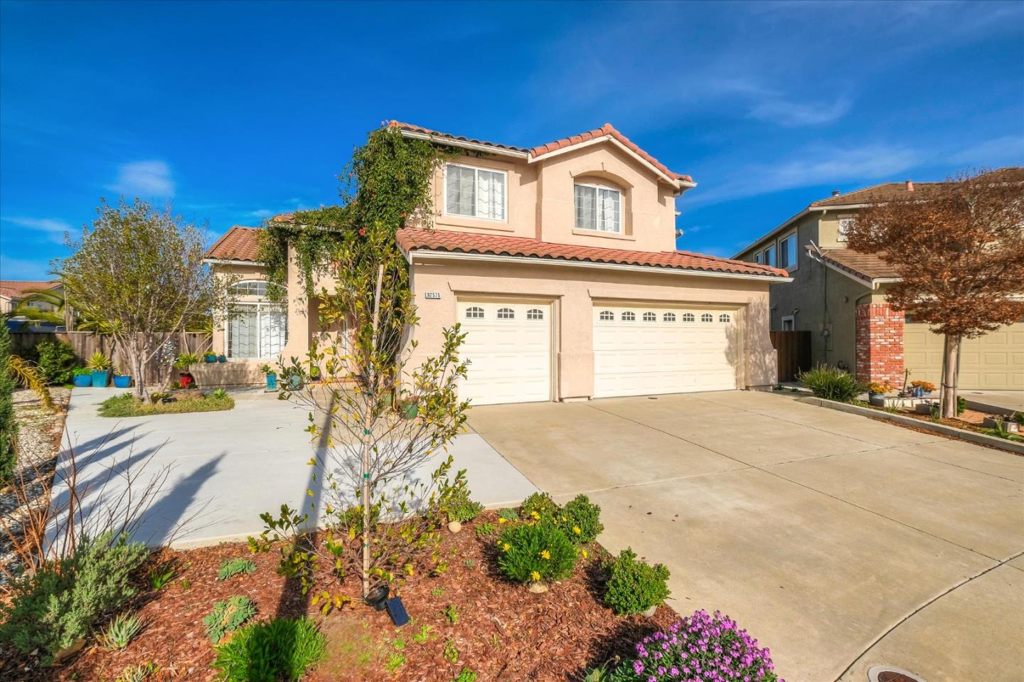 Detail Gallery Image 1 of 1 For 32575 Point Lobos Ct, Union City,  CA 94587 - 5 Beds | 3 Baths