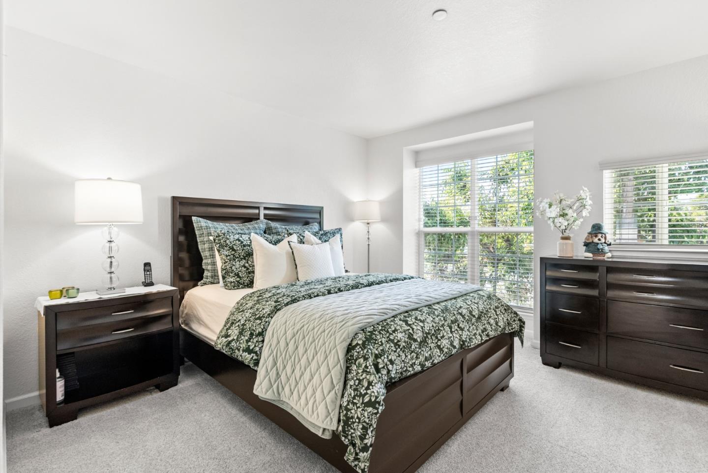 Detail Gallery Image 18 of 44 For 996 Belmont Ter #6,  Sunnyvale,  CA 94086 - 2 Beds | 2/1 Baths