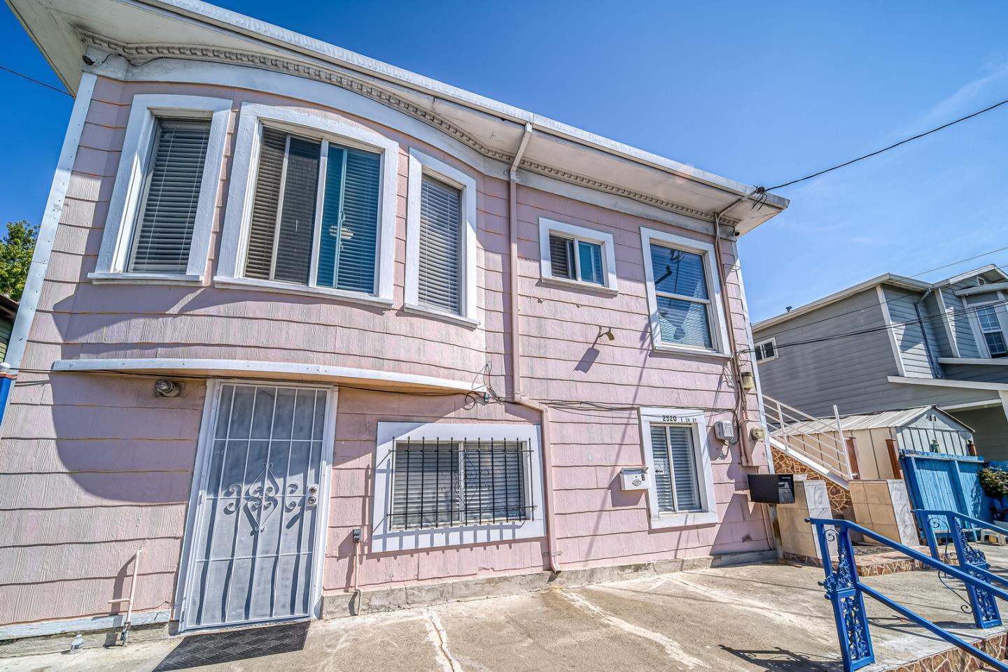 2520 E 24th Street, Oakland, California 94601, ,Residential Income,For Sale,2520 E 24th Street,ML81984600