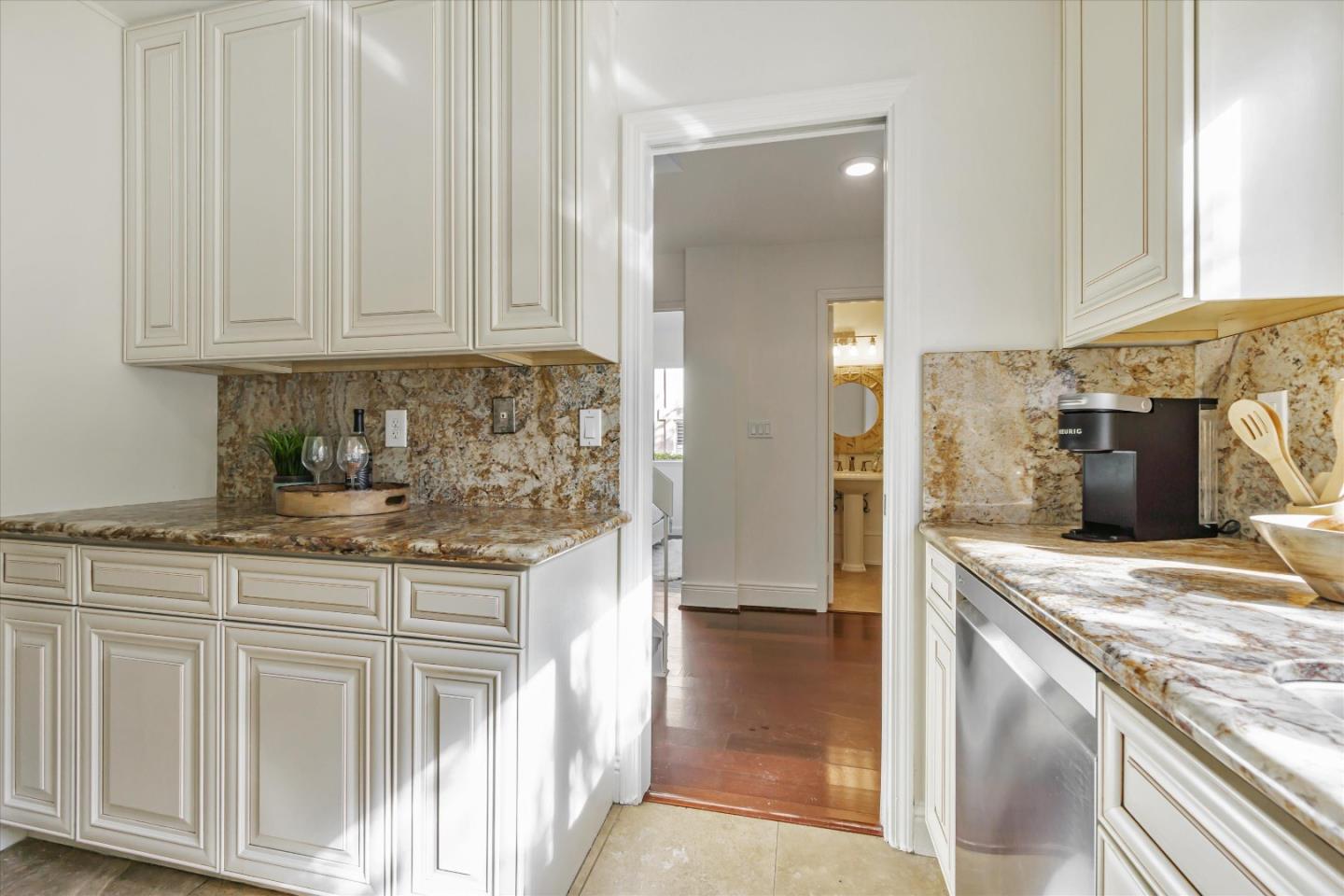 Detail Gallery Image 8 of 35 For 15 Long Creek Cir, Clayton,  CA 94517 - 3 Beds | 2/1 Baths