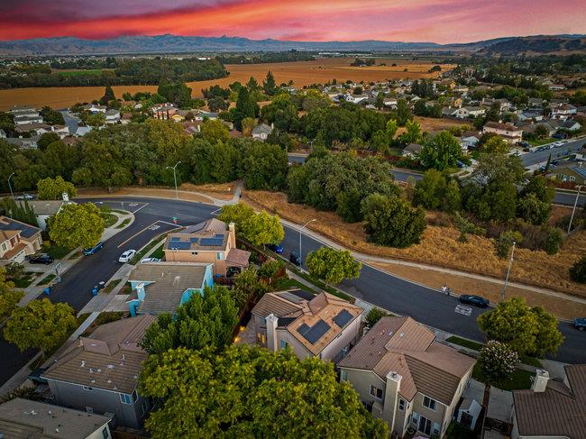 Detail Gallery Image 72 of 72 For 905 Oak Brook Way, Gilroy,  CA 95020 - 4 Beds | 2/1 Baths